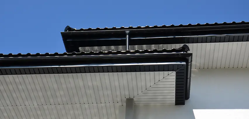 Box Eave Construction in Brenham